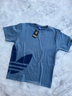 REMERA ADIDAS ESTAMPADA - tienda online