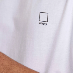 CAMISETA EMPTY MINICO BRANCA na internet