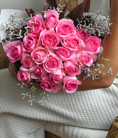 Buquê Grande de Rosas Rosa - comprar online