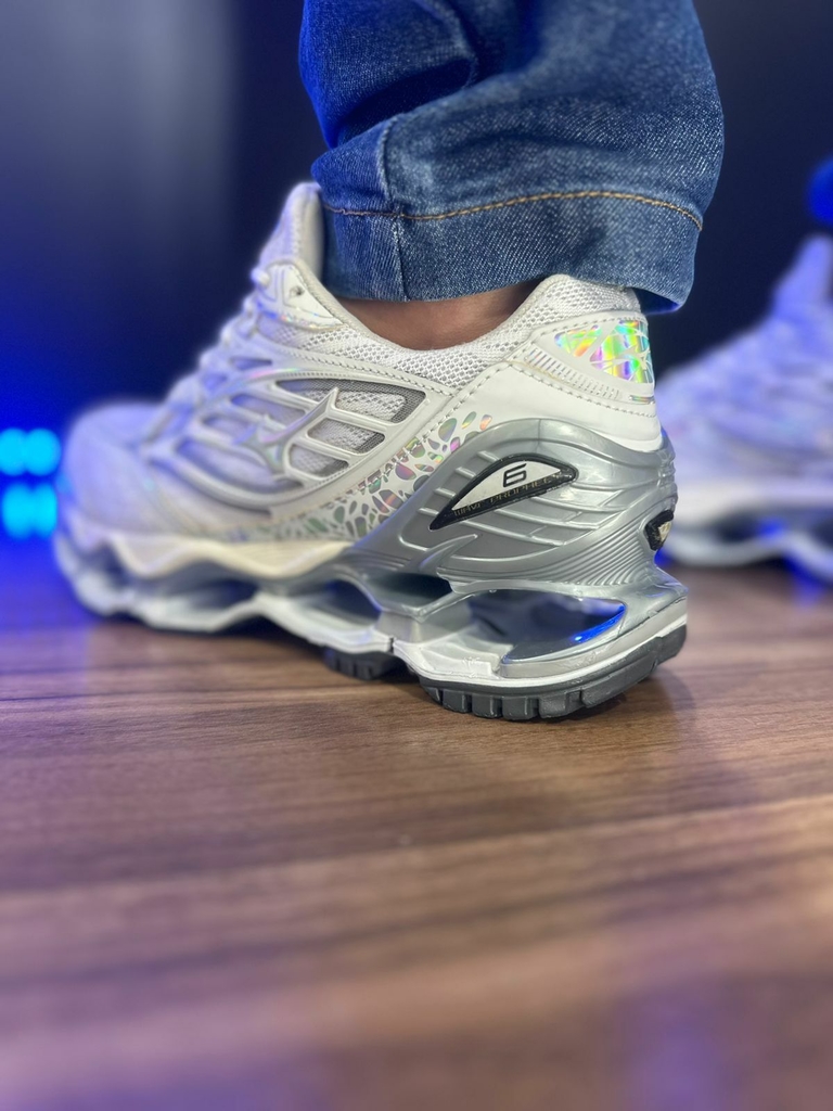 Mizuno pro 6 branco 2025