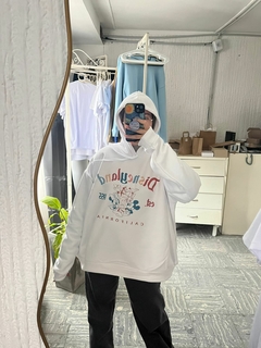 Buzo blanco oversize personalizado Calissa Design