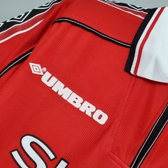 Camisa Manchester United Retrô 1998/1999 Vermelha - Umbro na internet