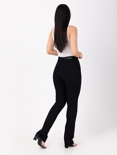 Calça Reta Escura Alepo Black-Jeans 1761782 - comprar online