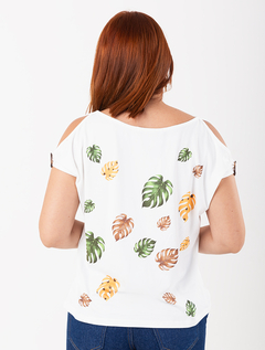 Blusa Ampla Off White Malha Confort 1762549 - comprar online