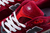 New balance 2002r suede pack earth red - comprar online