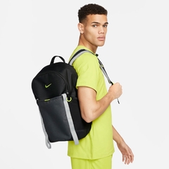 Mochila Nike Hike Unissex na internet