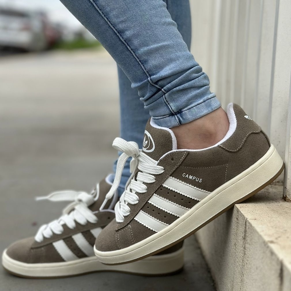 Tenis adidas marrom best sale claro