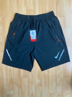 SHORT NIKE BERMUDA CON CIERRE IMPORTADO MICROFIBRA