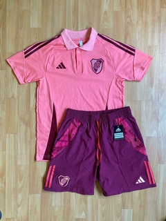 CONJUNTO RIIVER PLATE CHOMBA Y SHORT BORDO BERMUDA MICROFIBRA CON CIERRE IMPORTADA