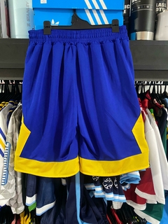 SHORT BOCA JUNIORS BERMUDA CON BOLSILLOS ESTILO NBA BORDADA - FAQ INDUMENTARIA