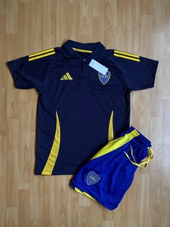 CONJUNTO CHOMBA Y BERMUDA SHORT CON CIERRE BOCA JUNIORS 2025 - comprar online