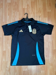 CHOMBA AFA SELECCION ARGENTINA NEGRA SCALONI 2024