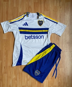 CONJUNTO BOCA JUNIORS CAMISETA Y BERMUDA CON CIERRE 2025