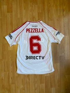 CAMISETA RIVER PLATE PEZZELLA TITULAR MANGA CORTA 2025