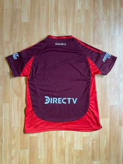 CAMISETA RIVER PLATE SUPLENTE BORDO NUEVA 2024 25 en internet