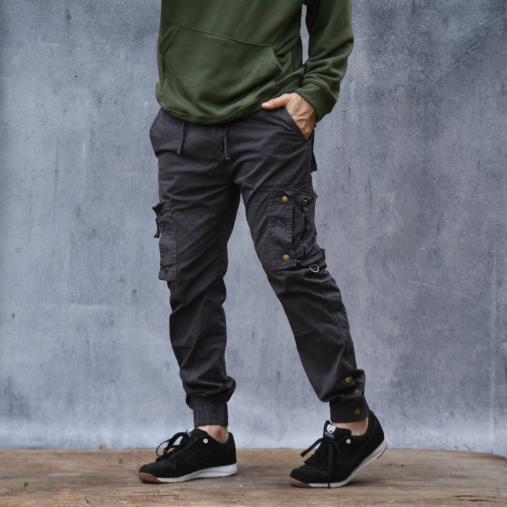 pantalon jogger cargo premium dri fit táctico color gris