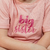 Camiseta rosa coral em malha menina infantil - Bordado Big Sister - Milkes