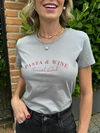 T-SHIRT PASTA & WINE - CINZA - comprar online