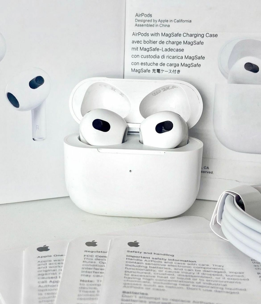 Apple Auriculares Inalámbricos AirPods 3ª Generacion Estuche Carga
