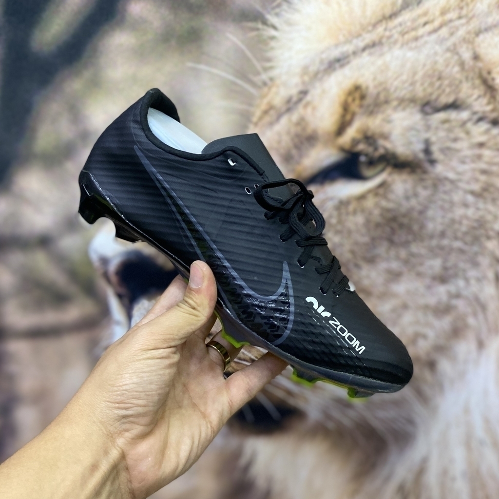 CHUTEIRA DE CAMPO NIKE VAPOR 15 ELITE FG PRETA VERDE