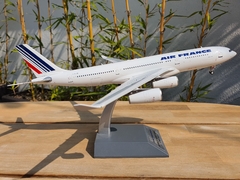 AIR FRANCE AIRBUS A340-200 en internet
