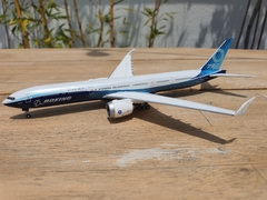 BOEING HOUSE COLORS 777-9 folded wingtip - comprar en línea