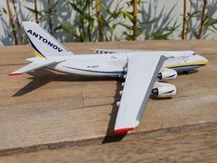 ANTONOV AIRLINES ANTONOV AN-124 "RUSLAN" en internet