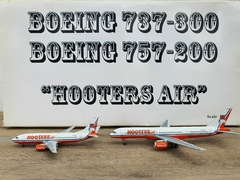 HOOTERS AIR BOEING 737-300 Y BOEING 757-200 (SET DE 2)