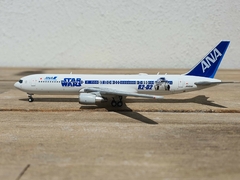 ALL NIPPON AIRWAYS (ANA) BOEING 767-300 "STAR WARS" - comprar en línea