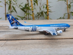 AEROLÍNEAS ARGENTINAS AIRBUS A330-200 "UN EQUIPO, UN PAÍS, UN SUEÑO" en internet