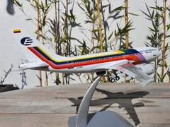 ECUATORIANA DE AVIACIÓN AIRBUS A310 en internet