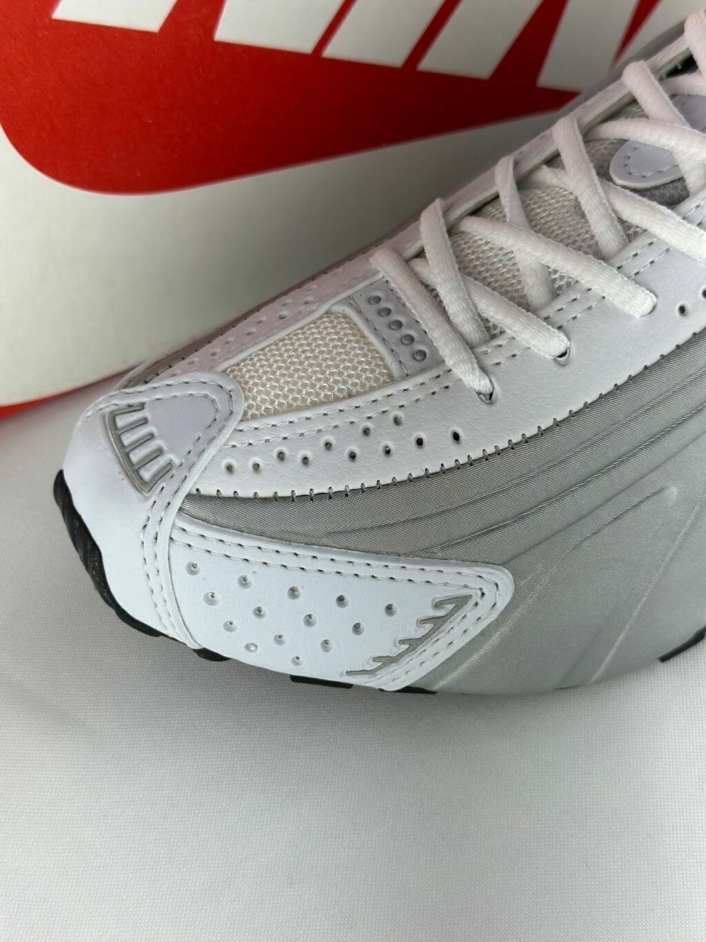 Nike shoes r4 sale