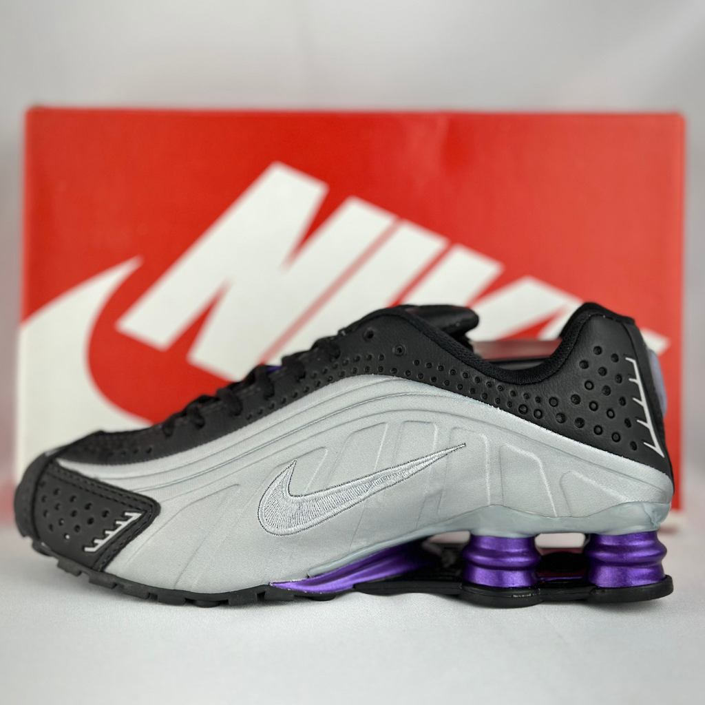 T nis Nike Shox R4 Preto Prata e Uva Street Shop