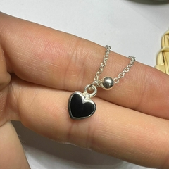 PULSEIRA PINGENTE CORAÇÃO ESMALTE PRETO na internet