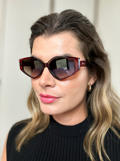Óculos Helen Vinho - comprar online