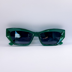 Óculos Flávia Verde na internet