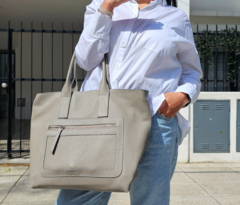 Cartera con cierre - Carmela Gris - comprar online