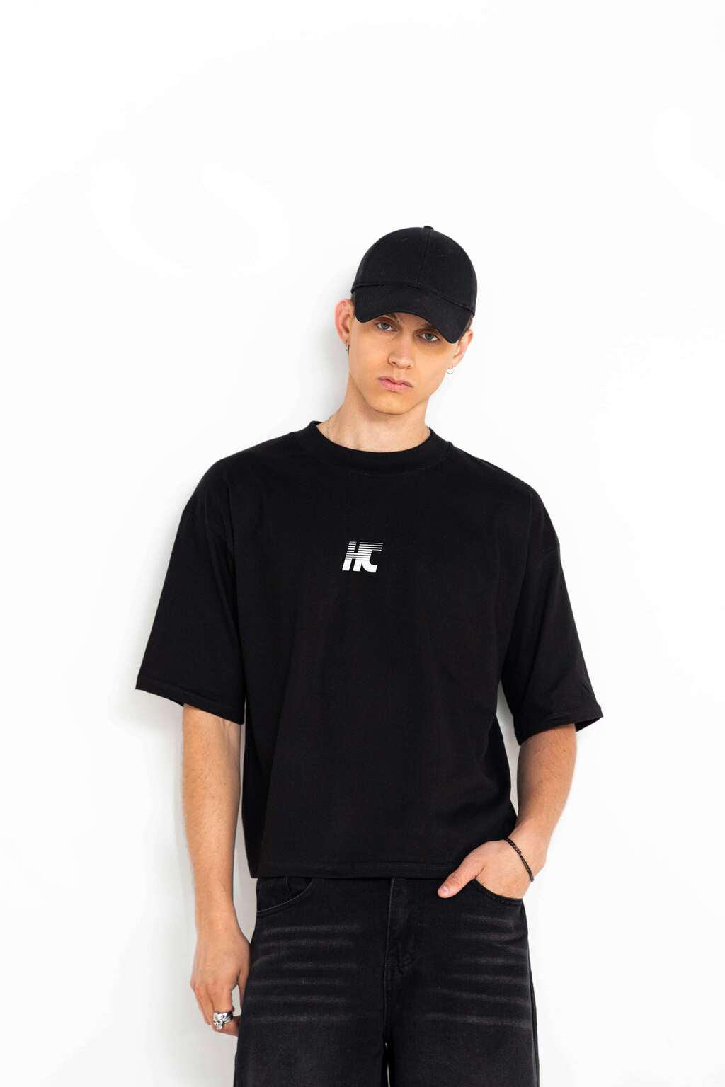 REMERA BOXY RACING NEGRA Comprar en Human Club