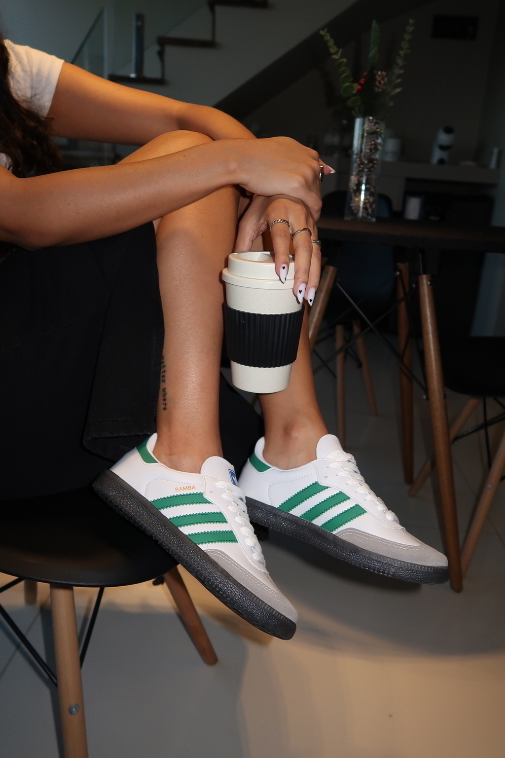 Adidas samba best sale rose on feet