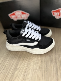 TÊNIS VANS ULTRARANGE PRETO na internet