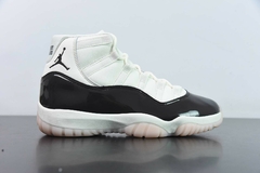 Nike Air Jordan 11 Retro 'Neapolitan' - comprar online