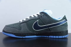 Nike Dunk Low "Blue Lobster" na internet