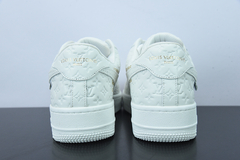 Nike Air Force 1 X louis Vouitton X Off-White "Triple White" na internet