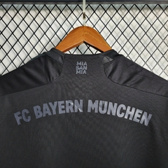 Camisa Bayer de Munique Especial 23/24 Modelo Torcedor