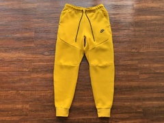 Imagem do Nike Tech Fleece "Yellow"