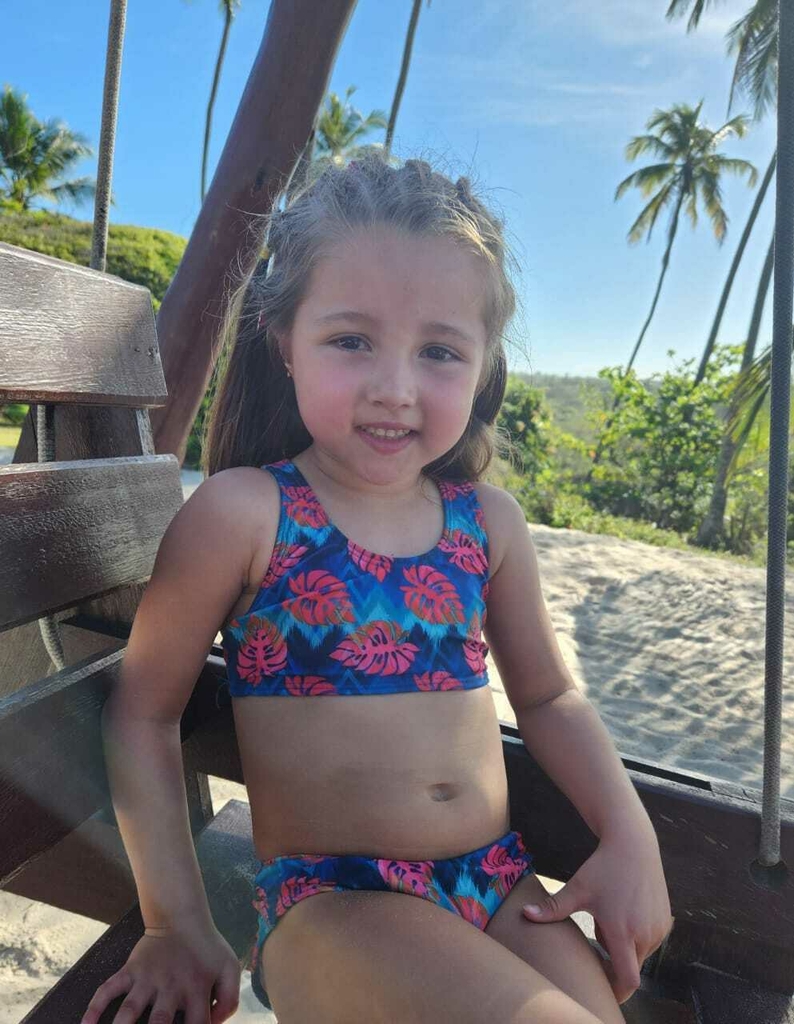 Niñas con bikinis sale