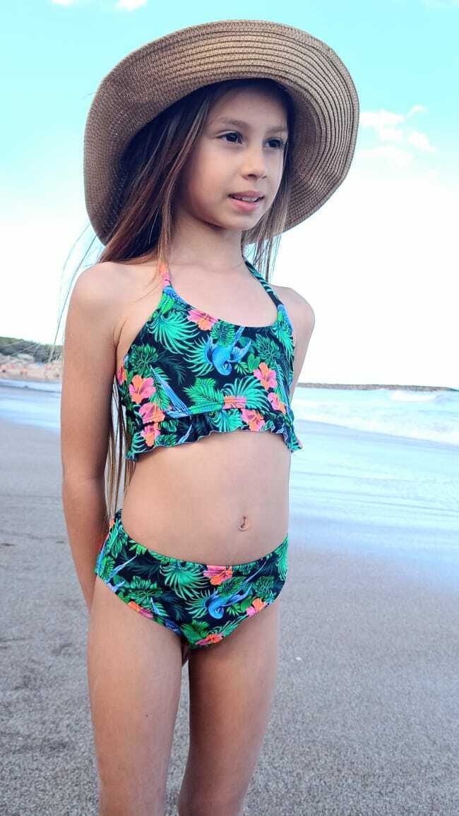 Niñas con bikinis hotsell