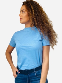Camiseta Feminina Adulto Gola Alta na internet