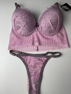 Conjunto de lingerie Apaixonante na internet