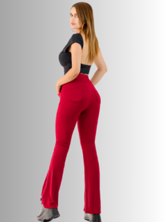 Legging de Mujer Casual o Deportivo Corte Acampanado con Bolsillos